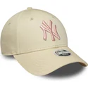 lippikset-kaareva-beige-saadettava-nauha-rosa-9forty-league-essential-new-york-yankees-mlb-new-era