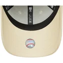 lippikset-kaareva-beige-saadettava-nauha-rosa-9forty-league-essential-new-york-yankees-mlb-new-era
