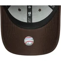 cap-kaareva-brown-adjustable-strap-9forty-league-essential-new-york-yankees-mlb-new-era