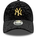 lippikset-kaareva-musta-saadettava-nauha-9forty-leo-velour-metallic-new-york-yankees-mlb-new-era