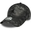lippikset-kaareva-musta-saadettava-nauha-9twenty-worn-pu-new-york-yankees-mlb-new-era