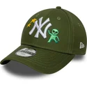lippikset-kaareva-vihrea-saadettava-nauha-lapsille-9forty-space-icon-new-york-yankees-mlb-new-era