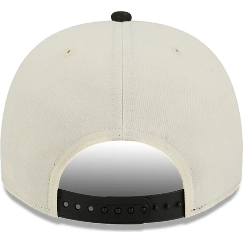 lippikset-kaareva-musta-snapback-9fifty-a-frame-precurved-hardwood-classics-toronto-raptors-nba-new-era