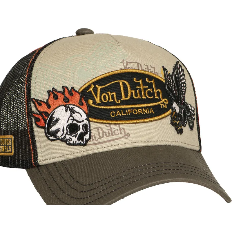 lippikset-kaareva-rekka-monivarinen-snapback-patches11-von-dutch