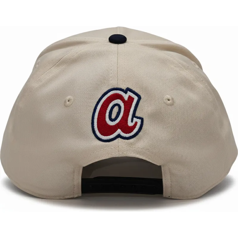 lippikset-kaareva-beige-snapback-rise-structured-atlanta-braves-mlb-nike