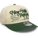 lippikset-kaareva-beige-saadettava-nauha-19twenty-washed-graphic-new-york-yankees-mlb-new-era