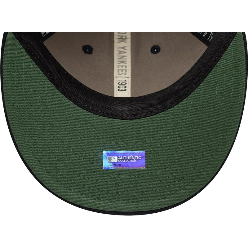lippikset-kaareva-laivastonsininen-saadettava-nauha-9fifty-retro-crown-heritage-series-new-york-yankees-mlb-new-era lippikset-kaareva-laivastonsininen-saadettava-nauha-9fifty-retro-crown-heritage-series-new-york-yankees-mlb-new-era