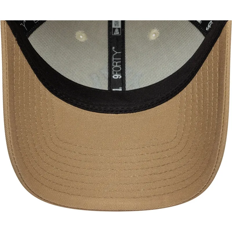 lippikset-kaareva-beige-saadettava-nauha-9forty-colour-block-new-york-yankees-mlb-new-era lippikset-kaareva-beige-saadettava-nauha-9forty-colour-block-new-york-yankees-mlb-new-era