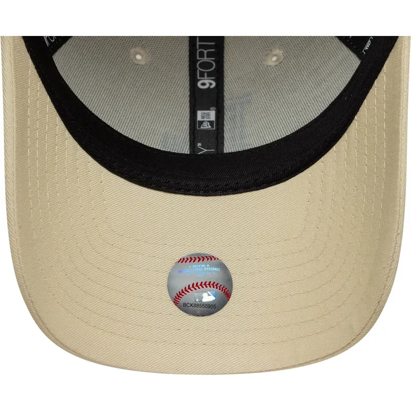 lippikset-kaareva-beige-saadettava-nauha-9forty-league-essential-los-angeles-dodgers-mlb-new-era