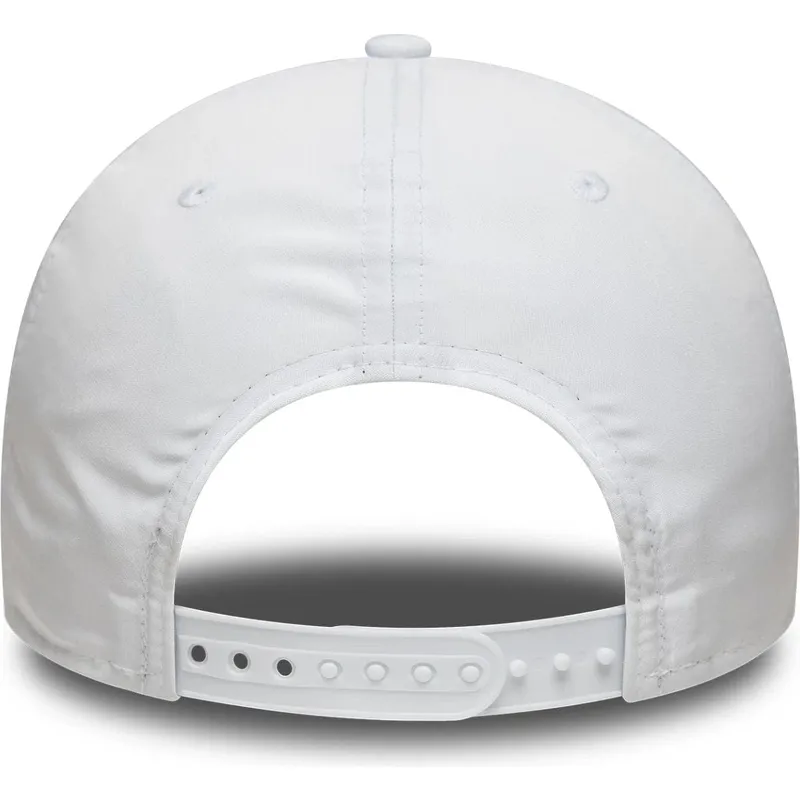 cap-kaareva-white-snapback-9forty-checkerboard-racing-bulls-f1-team-formula-1-new-era cap-kaareva-white-snapback-9forty-checkerboard-racing-bulls-f1-team-formula-1-new-era