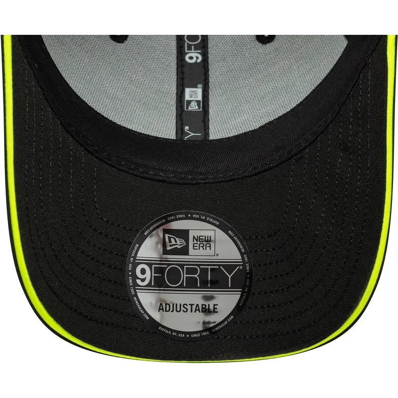 lippikset-kaareva-musta-saadettava-nauha-9forty-recycled-stripe-valentino-rossi-vr46-motogp-new-era