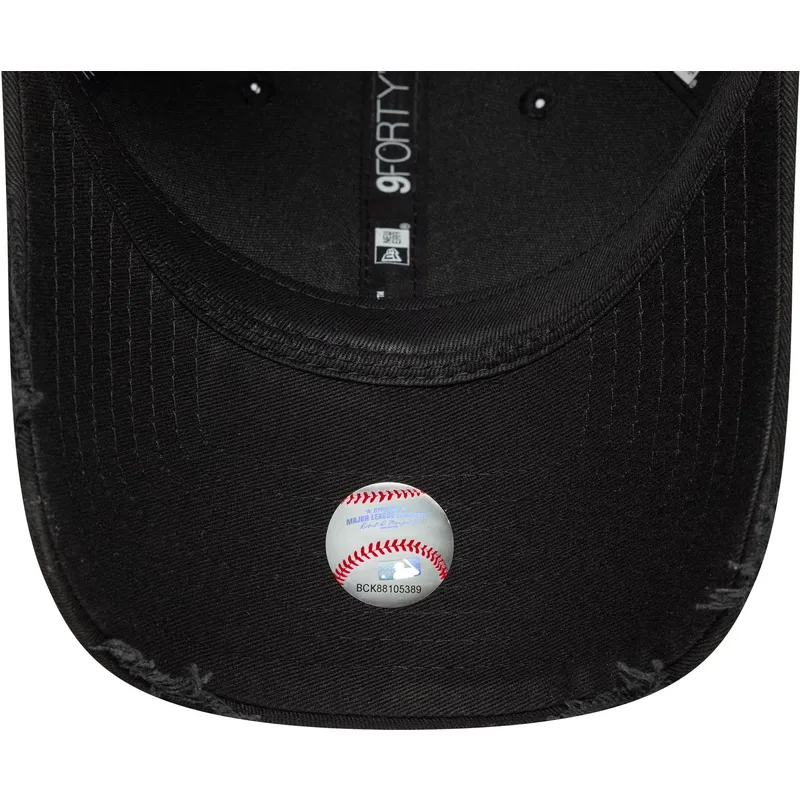 cap-kaareva-black-adjustable-strap-9forty-wash-distress-new-york-yankees-mlb-new-era cap-kaareva-black-adjustable-strap-9forty-wash-distress-new-york-yankees-mlb-new-era