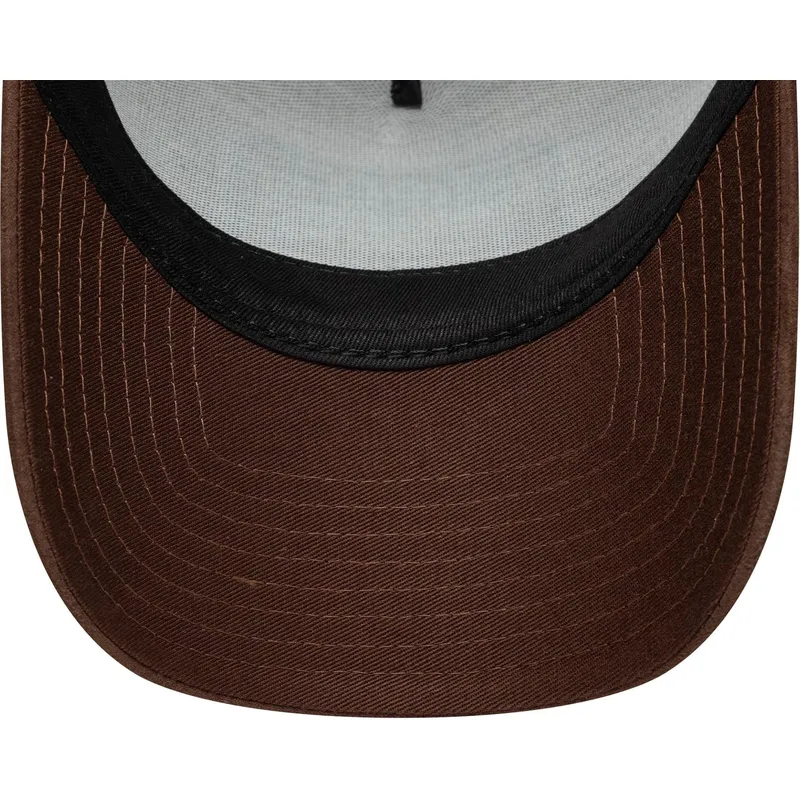 lippikset-kaareva-ruskea-saadettava-nauha-9forty-e-frame-patch-suede-new-era lippikset-kaareva-ruskea-saadettava-nauha-9forty-e-frame-patch-suede-new-era