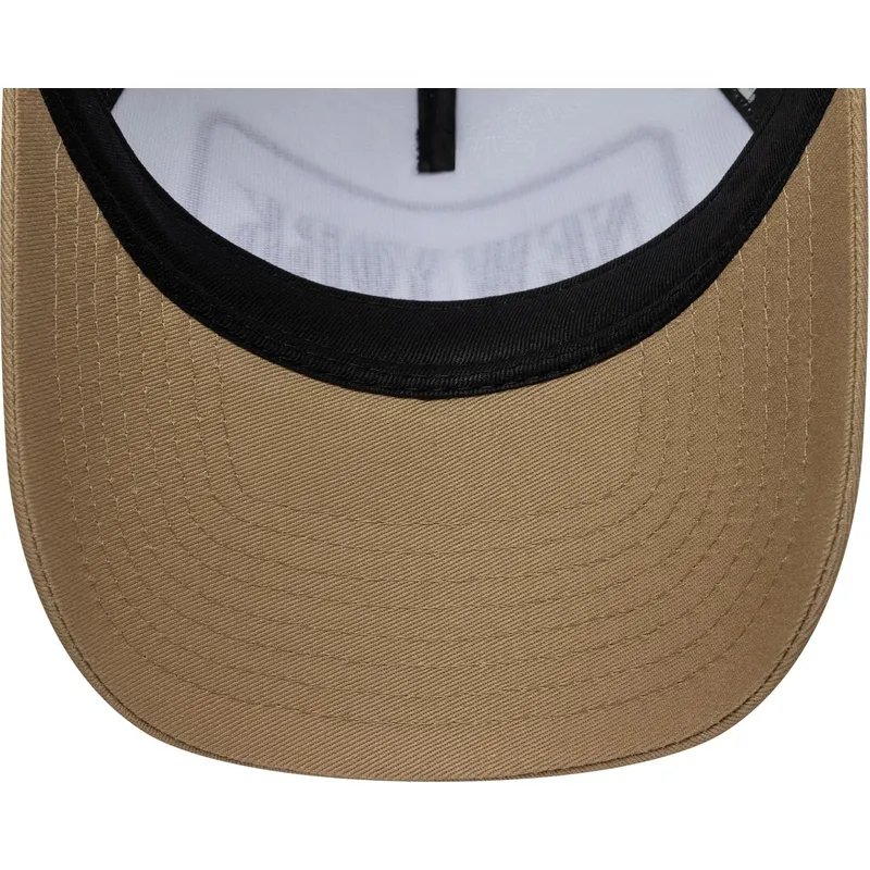 cap-kaareva-brown-snapback-a-frame-frame-location-new-york-ciudades-y-playas-new-era