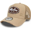 lippikset-kaareva-rekka-ruskea-snapback-a-frame-oval-canvas-distress-new-era