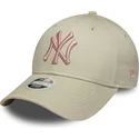 lippikset-kaareva-beige-saadettava-nauha-rosa-9forty-league-essential-new-york-yankees-mlb-new-era