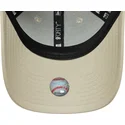 lippikset-kaareva-beige-saadettava-nauha-rosa-9forty-league-essential-new-york-yankees-mlb-new-era