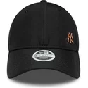 lippikset-kaareva-musta-saadettava-nauha-bronce-9forty-flawless-new-york-yankees-mlb-new-era