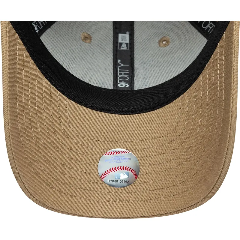 new-era-curved-brim-youth-9forty-animal-infill-los-angeles-dodgers-mlb-brown-adjustable-cap