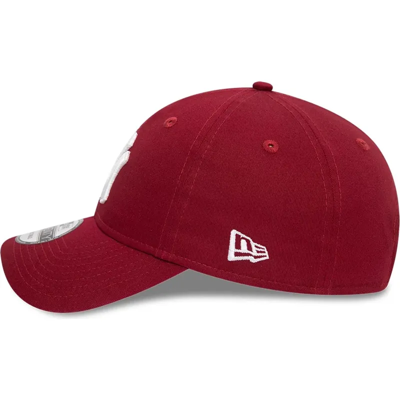 lippikset-kaareva-punainen-saadettava-nauha-9twenty-league-essential-new-york-yankees-mlb-new-era