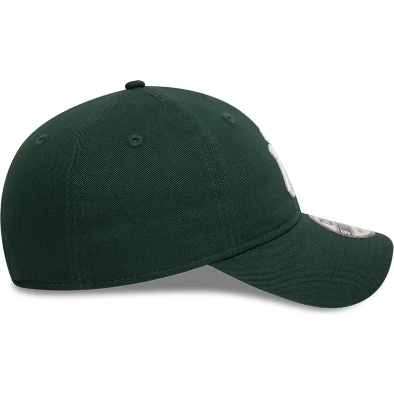 lippikset-kaareva-vihrea-saadettava-nauha-9twenty-league-essential-new-york-yankees-mlb-new-era lippikset-kaareva-vihrea-saadettava-nauha-9twenty-league-essential-new-york-yankees-mlb-new-era