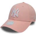 lippikset-kaareva-vaaleanpunainen-saadettava-nauha-9forty-league-essential-new-york-yankees-mlb-new-era