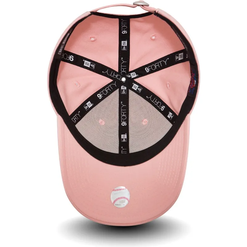 lippikset-kaareva-vaaleanpunainen-saadettava-nauha-9forty-league-essential-new-york-yankees-mlb-new-era lippikset-kaareva-vaaleanpunainen-saadettava-nauha-9forty-league-essential-new-york-yankees-mlb-new-era