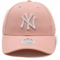 lippikset-kaareva-vaaleanpunainen-saadettava-nauha-9forty-league-essential-new-york-yankees-mlb-new-era