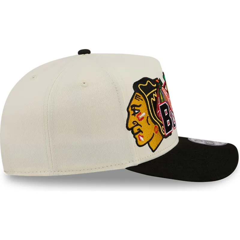 new-era-curved-brim-9fifty-a-frame-classic-chicago-blackhawks-nhl-beige-and-black-snapback-cap