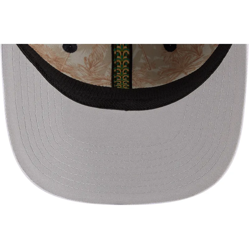 lippikset-kaareva-laivastonsininen-snapback-9seventy-stretch-snap-flower-new-york-yankees-mlb-new-era lippikset-kaareva-laivastonsininen-snapback-9seventy-stretch-snap-flower-new-york-yankees-mlb-new-era