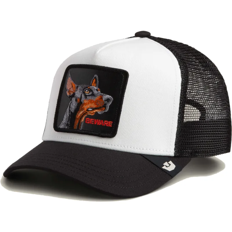 lippikset-kaareva-rekka-musta-snapback-beware-the-farm-goorin-bros