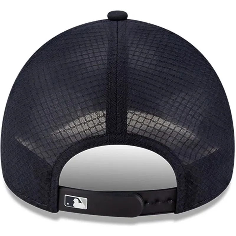 lippikset-kaareva-rekka-laivastonsininen-snapback-9forty-apex-batting-practice-new-york-yankees-mlb-new-era lippikset-kaareva-rekka-laivastonsininen-snapback-9forty-apex-batting-practice-new-york-yankees-mlb-new-era