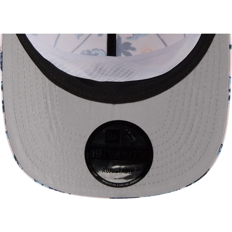 lippikset-kaareva-monivarinen-snapback-19twenty-printed-tropical-new-york-yankees-mlb-new-era lippikset-kaareva-monivarinen-snapback-19twenty-printed-tropical-new-york-yankees-mlb-new-era