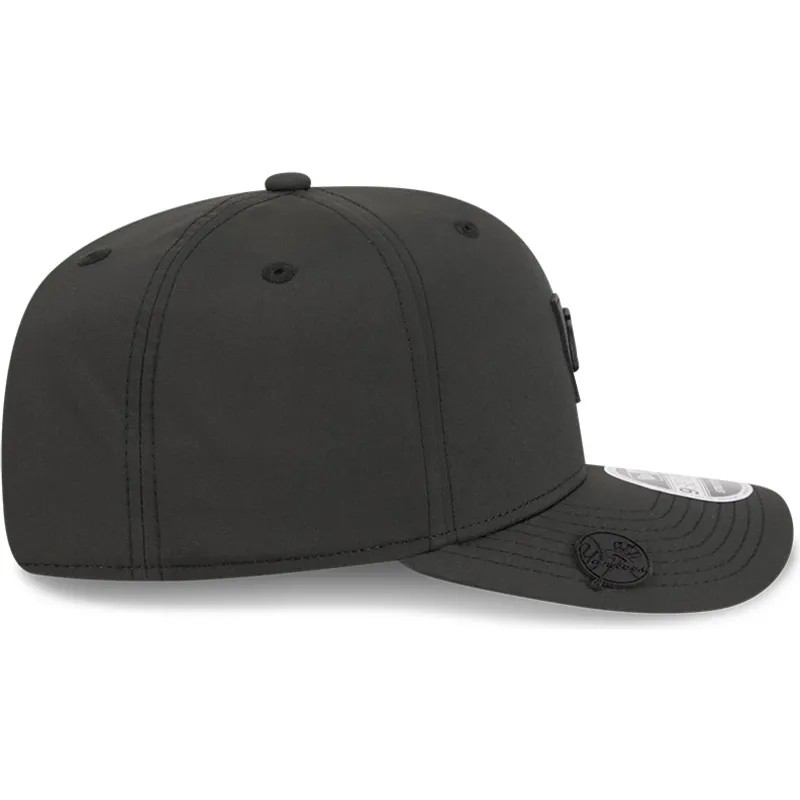 cap-kaareva-black-snapback-9seventy-stretch-snap-clubhouse-new-york-yankees-mlb-new-era