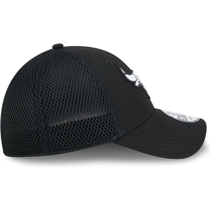 lippikset-kaareva-rekka-musta-istuva-39thirty-evergreen-neo-chicago-bulls-nba-new-era