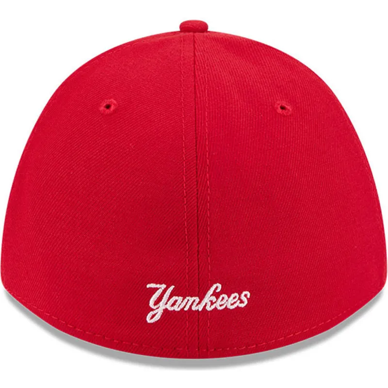 lippikset-kaareva-punainen-istuva-39thirty-m-crown-a-frame-new-york-yankees-mlb-new-era lippikset-kaareva-punainen-istuva-39thirty-m-crown-a-frame-new-york-yankees-mlb-new-era
