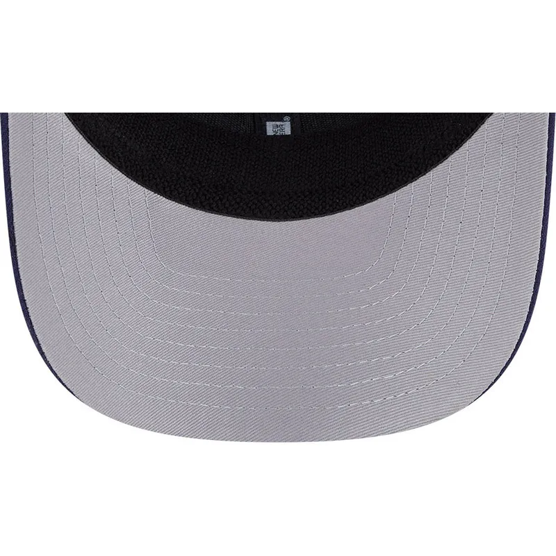 lippikset-kaareva-rekka-laivastonsininen-snapback-9seventy-stretch-snap-evergreen-toronto-maple-leafs-nhl-new-era