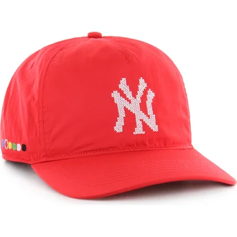 Lippikset kaareva punainen snapback Hitch LC Eight Bit Hero New York Yankees MLB 47 Brand