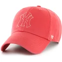 lippikset-kaareva-punainen-saadettava-nauha-clean-up-trailer-new-york-yankees-mlb-47-brand