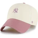 lippikset-kaareva-beige-saadettava-nauha-rosa-clean-up-base-runner-two-tone-new-york-yankees-mlb-47-brand