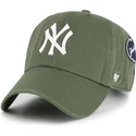 lippikset-kaareva-vihrea-saadettava-nauha-clean-up-badges-new-york-yankees-mlb-47-brand