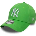 lippikset-kaareva-vihrea-saadettava-nauha-lapsille-9forty-essential-new-york-yankees-mlb-new-era