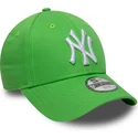 lippikset-kaareva-vihrea-saadettava-nauha-lapsille-9forty-essential-new-york-yankees-mlb-new-era