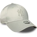 cap-kaareva-green-adjustable-strap-9forty-bow-back-satin-new-york-yankees-mlb-new-era
