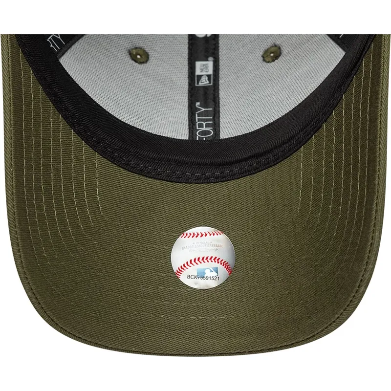 cap-kaareva-green-adjustable-strap-9forty-metallic-los-angeles-dodgers-mlb-new-era cap-kaareva-green-adjustable-strap-9forty-metallic-los-angeles-dodgers-mlb-new-era