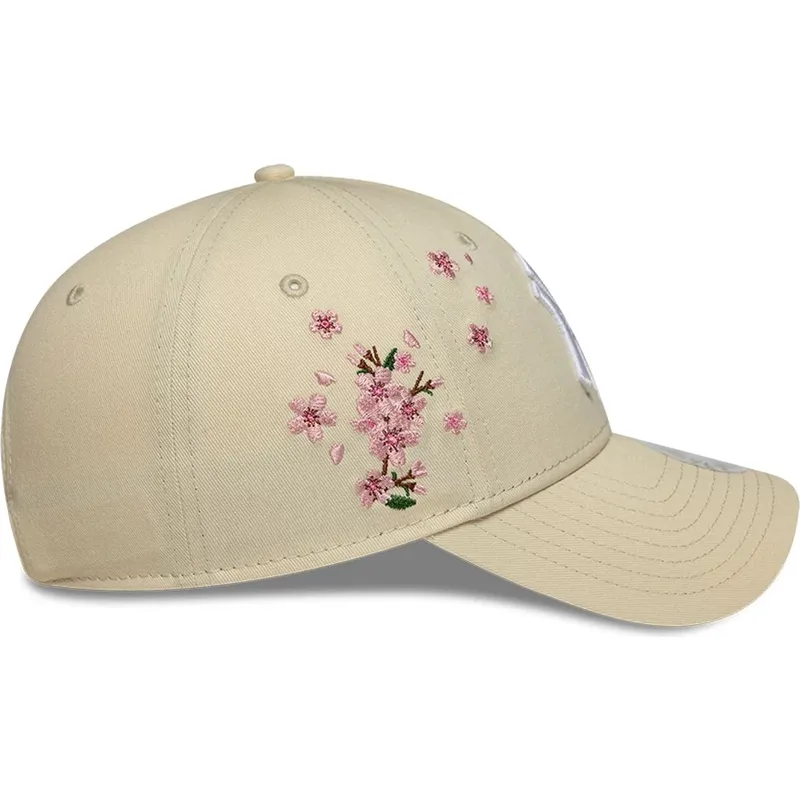 lippikset-kaareva-beige-saadettava-nauha-9forty-floral-icon-side-new-york-yankees-mlb-new-era
