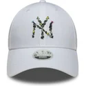 cap-kaareva-white-adjustable-strap-9forty-floral-infill-new-york-yankees-mlb-new-era