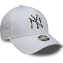 cap-kaareva-white-adjustable-strap-9forty-floral-infill-new-york-yankees-mlb-new-era