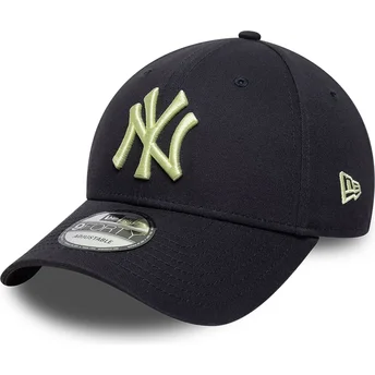 New Era Curved Brim Yellow Logo 9FORTY League Essential New York Yankees MLB Navy Blue Adjustable Cap