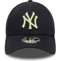 lippikset-kaareva-laivastonsininen-saadettava-nauha-9forty-league-essential-new-york-yankees-mlb-new-era